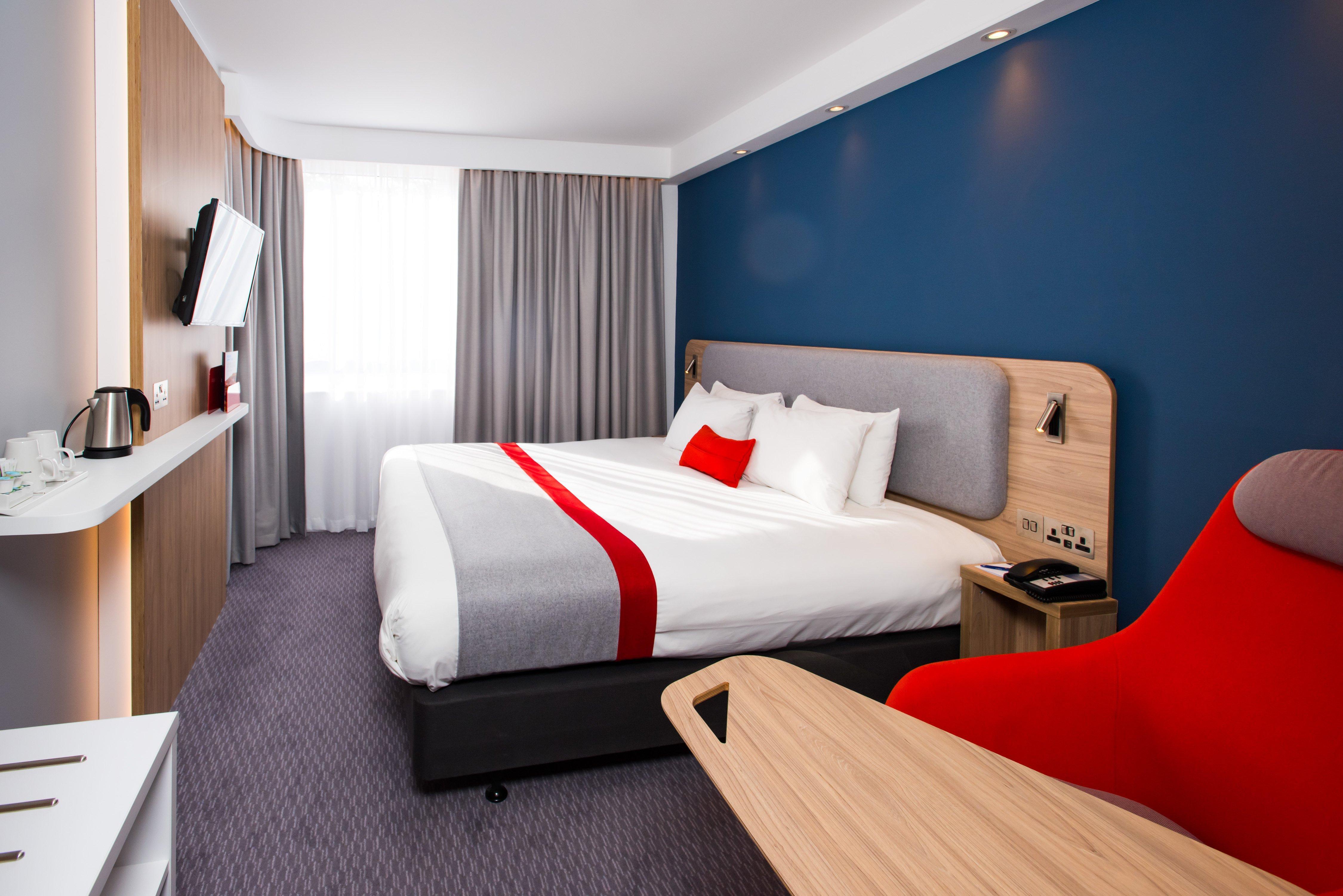 Holiday Inn Express Burton On Trent By Ihg Экстерьер фото