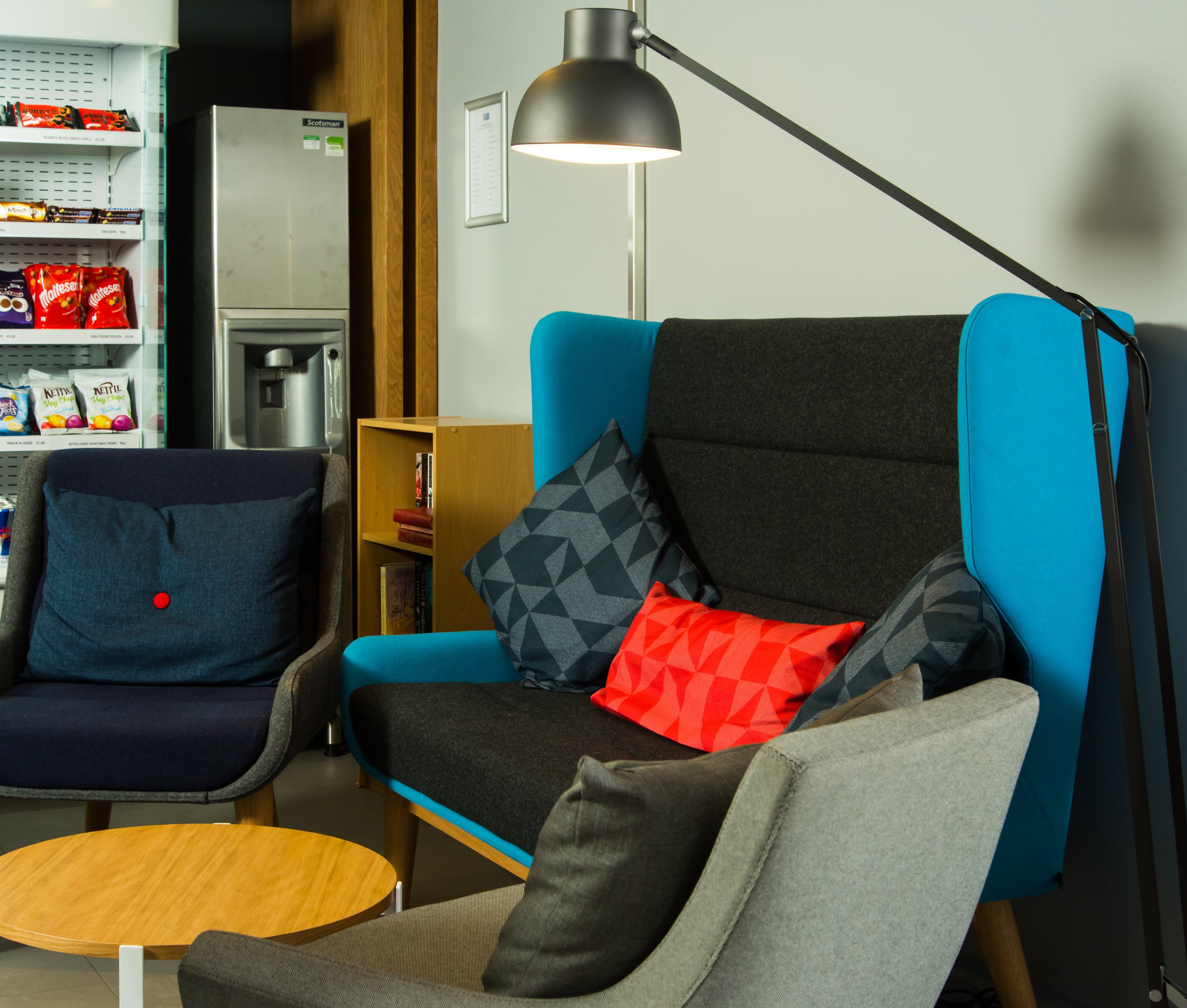 Holiday Inn Express Burton On Trent By Ihg Экстерьер фото