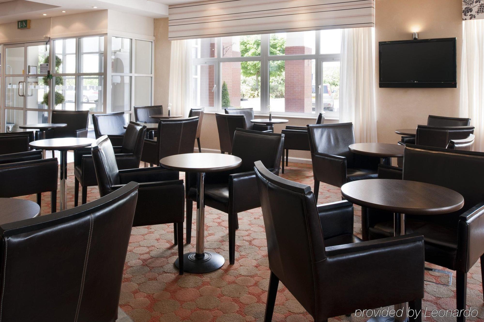 Holiday Inn Express Burton On Trent By Ihg Экстерьер фото