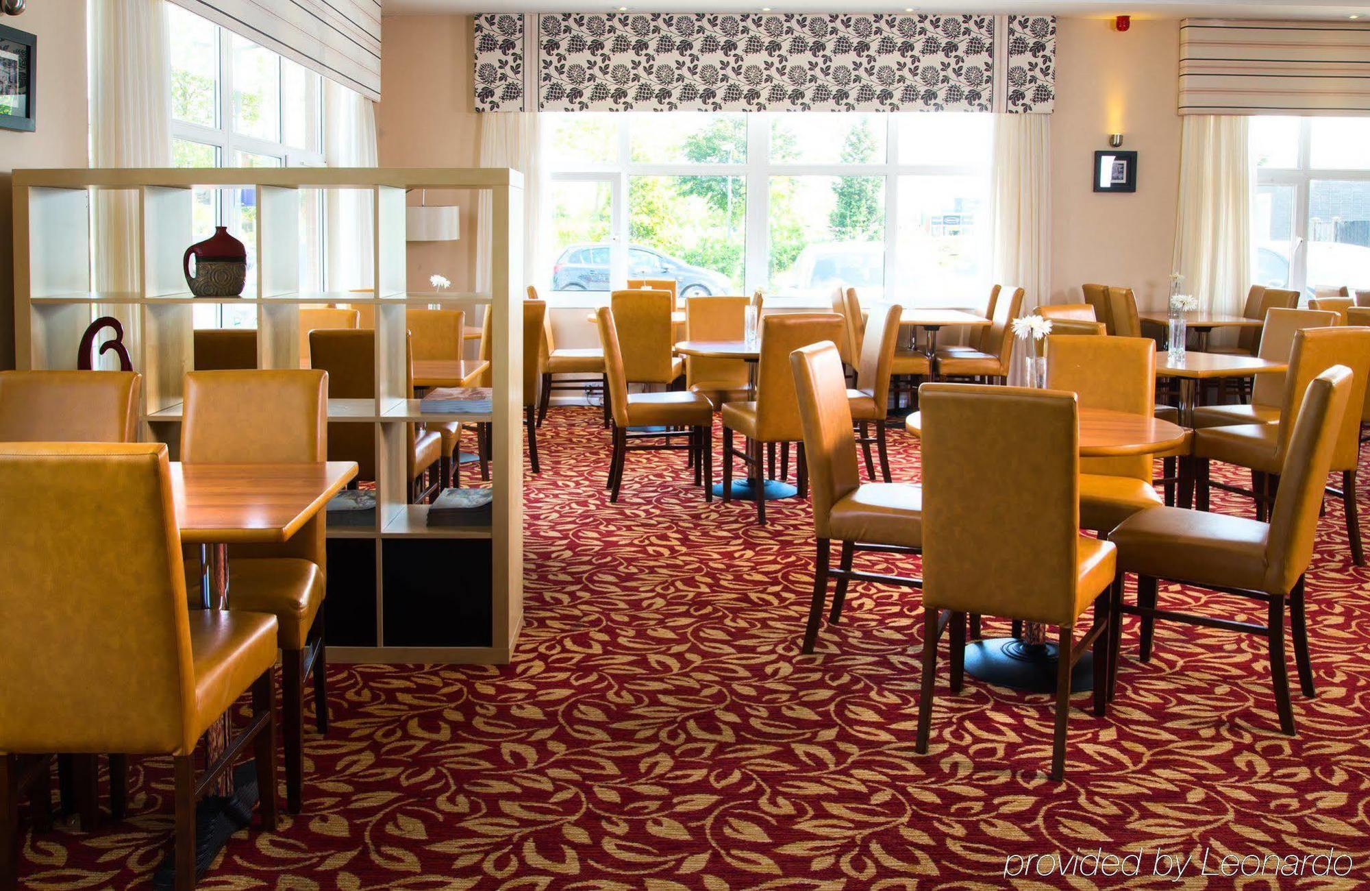 Holiday Inn Express Burton On Trent By Ihg Экстерьер фото